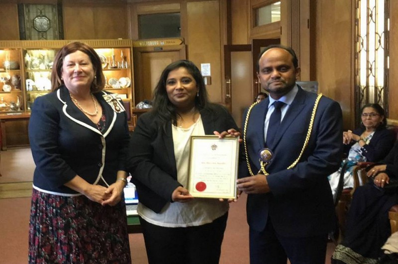 Felicitated by the Mayor of Luton with a certificate of achievement. The Queen’s Personal representative, The Lord Lieutenant and The High Sheriff had travelled all the way to Luton to honour Bharulata.